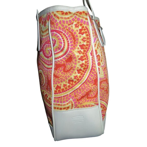 COACH Vintage Red & White Paisley Print Canvas & Leather Tote & white wristlet - Picture 3 of 16